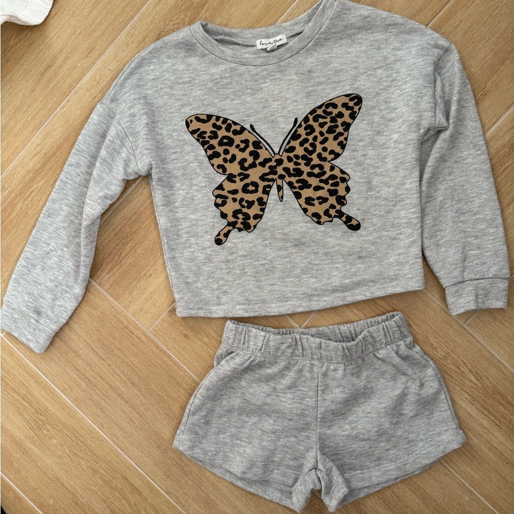 Gray butterfly girls sweatshirt and short set